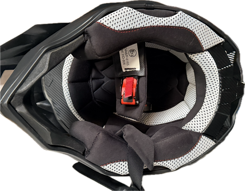 HDM  hjelm i mattsort  - ECE godkjent