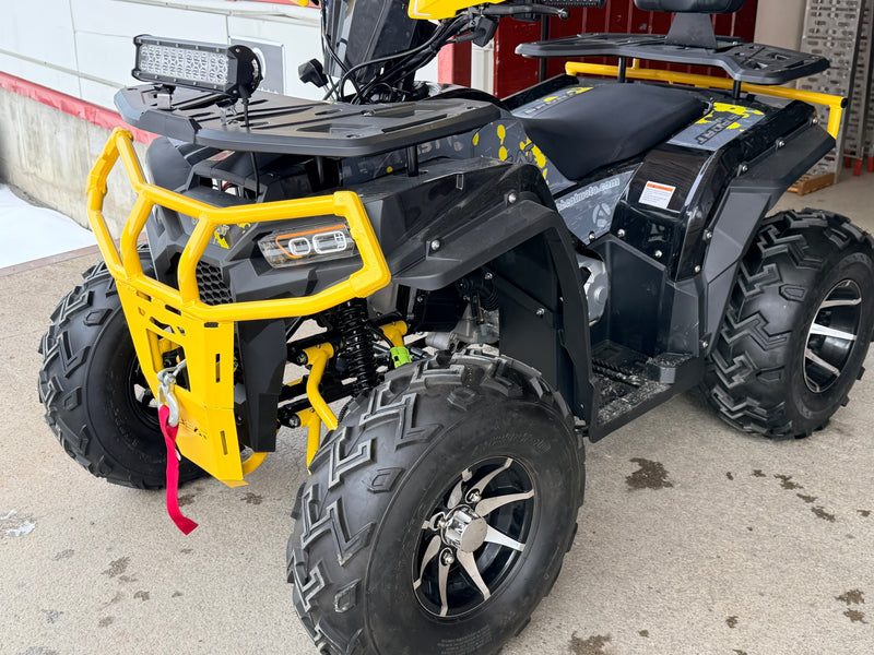 BIG WOLF - 200 cc - Stor velutstyrt modell, GY6 motor med vinsj og mye utstyr